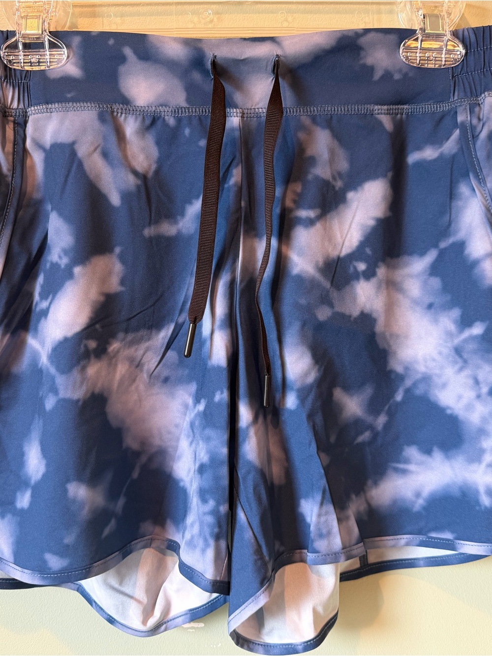 ZYIA Black and Blue Cumulus Fierce Zipper Pocket Shorts - XL long
